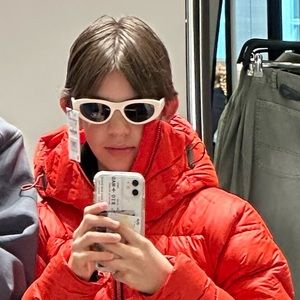 Meet your Posher, Alex